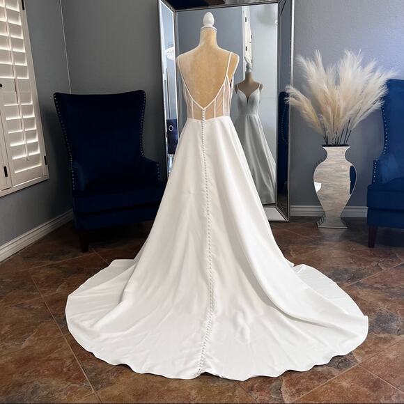ESSENSE OF AUSTRALIA WEDDING DRESS CLEAN DOVE SATIN BALLGOWN SHEER BACK SIZE 12 - Picture 9 of 16